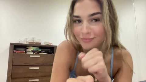 Media: shysashy Chaturbate 2024-03-20 07:56:00