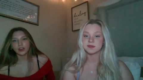 2prettylittlething2 @ chaturbate on 20240321