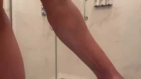 Media: gracieparker Chaturbate 2024-03-21 04:43:00