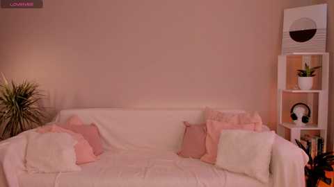Media: leahsthetics Chaturbate 2024-03-23 08:25:00