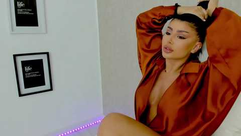 Media: moniqueeass Chaturbate 2024-03-23 22:24:00