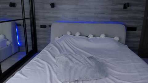 Media: honeymoon1100 Chaturbate 2024-03-24 01:53:00