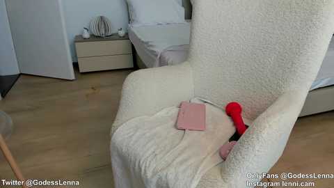 Media: lenna_godess Chaturbate 2024-03-26 12:43:00