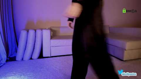 Media: hollyextra Chaturbate 2024-03-27 00:05:00