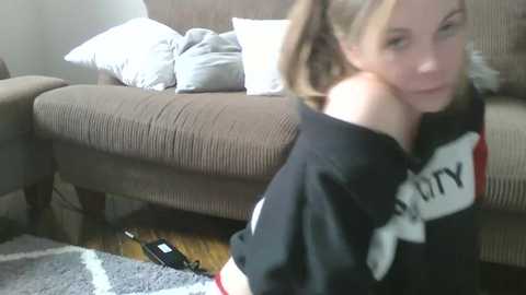 Media: cloverqueen21 Chaturbate 2024-03-28 16:23:00