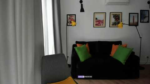 Media: intrigueeme Chaturbate 2024-03-30 16:13:00