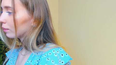 Media: katrin_tangerine Chaturbate 2024-04-01 10:23:00