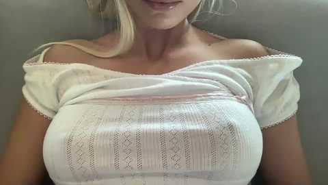 blondegirlbaby @ chaturbate on 20240404