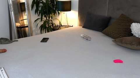 Media: ginnybabe_ Chaturbate 2024-04-04 14:37:00