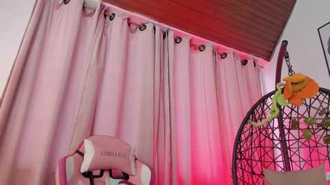 Media: naomigarcia Chaturbate 2024-04-05 10:07:00