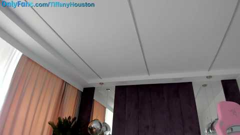 Media: tiffanyhouston_ Chaturbate 2024-04-05 10:19:00