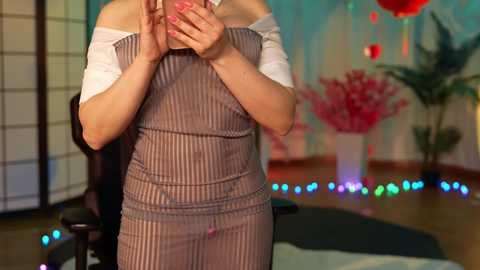 Media: kittycaitlin Chaturbate 2024-04-06 04:39:00