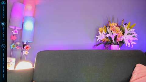 Media: littlee33 Chaturbate 2024-04-06 22:29:00
