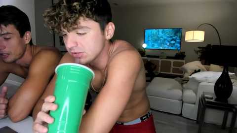 Media: rawr_itsben Chaturbate 2024-04-09 03:02:00