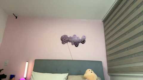 Media: rebeccastonee Chaturbate 2024-04-09 00:26:00
