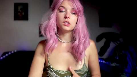 Media: angelika_rouge Chaturbate 2024-09-18 17:32:00