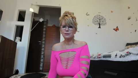 Media: elacoquette Chaturbate 2024-09-18 14:40:00