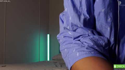 Media: emilybatee Chaturbate 2024-09-18 18:19:00