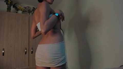 Media: lola_cocks Chaturbate 2024-09-18 22:25:00