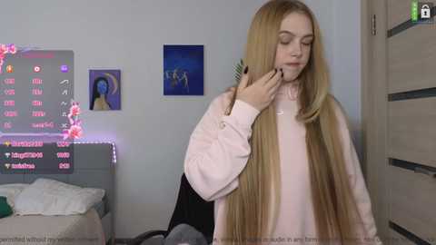 Media: small_blondee Chaturbate 2024-09-19 11:51:00