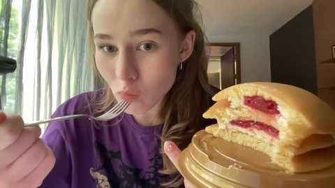 Media: whoisalisa Chaturbate 2024-09-20 05:08:00