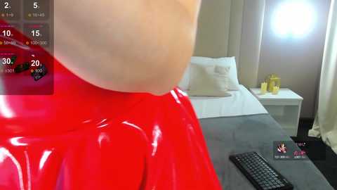 Media: yoursweethanna Chaturbate 2024-09-20 10:08:00