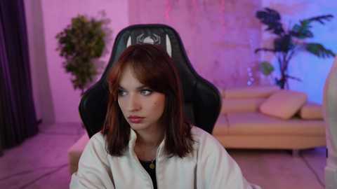 Media: kira0541 Chaturbate 2024-09-21 07:01:00