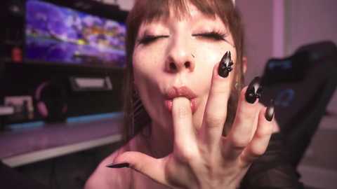 Media: amirinsworld Chaturbate 2024-09-22 07:26:00