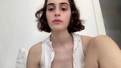Media: wonderland_stia Chaturbate 2024-09-22 07:23:00
