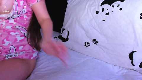 Media: ellamilano Chaturbate 2024-09-23 19:17:00