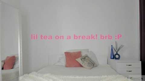 Media: violetta_finch Chaturbate 2024-09-23 11:23:00