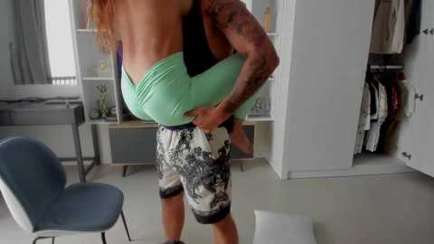 Media: forever_smi1e Chaturbate 2024-09-24 04:48:00