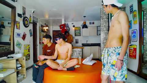Media: frotloops Chaturbate 2024-09-24 05:50:00