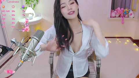 Media: lovewindy Chaturbate 2024-09-24 20:12:00