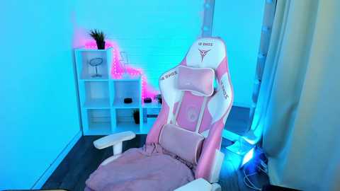 Media: ginger_piece Chaturbate 2024-09-25 01:57:00