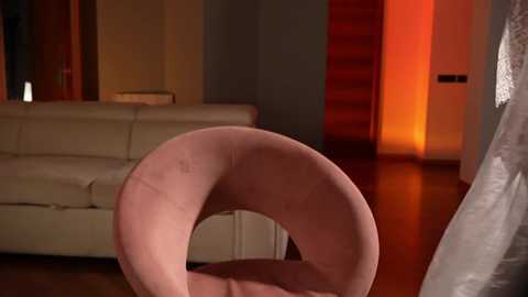 Media: jseductiveart Chaturbate 2024-09-25 00:11:00