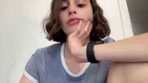 Media: wonderland_stia Chaturbate 2024-09-25 14:55:00