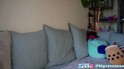 Media: bigeyesxo Chaturbate 2024-09-26 00:56:00