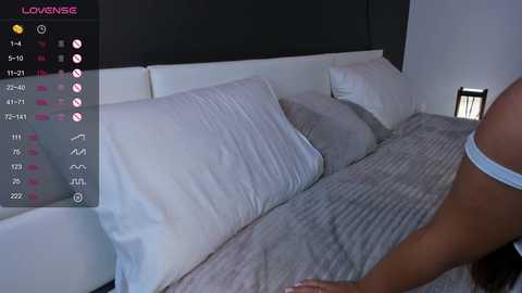 Media: czamabech Chaturbate 2024-09-26 07:52:00