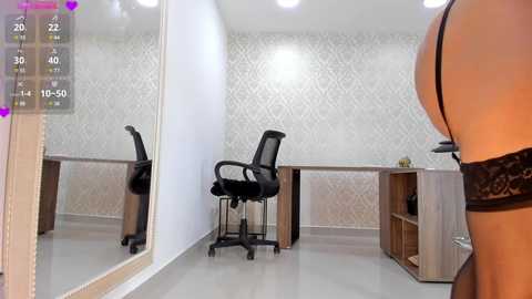 Media: ella_pride1 Chaturbate 2024-09-26 06:34:00