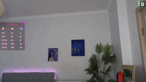 Media: small_blondee Chaturbate 2024-09-26 11:36:00