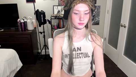 Media: eve003300 Chaturbate 2024-09-27 00:32:00