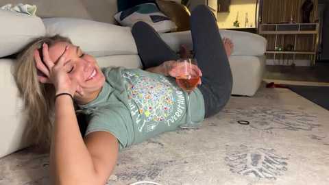 Media: graciemae_baexx Chaturbate 2024-09-27 23:30:00