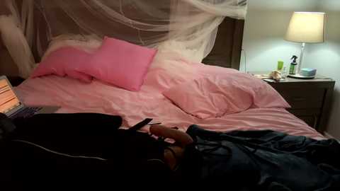 daughterofodin @ chaturbate on 20240928