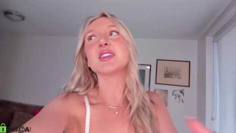 Media: dreamyylilah Chaturbate 2024-09-28 01:12:00