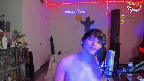 Media: thejohnnystone Chaturbate 2024-09-28 02:43:00