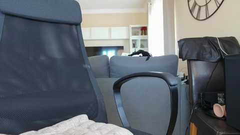 Media: your_poison_girl Chaturbate 2024-09-28 15:35:00