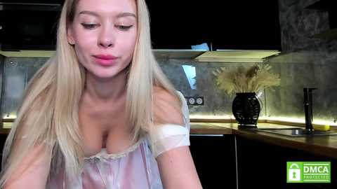 Media: aleksa_cutie Chaturbate 2024-09-29 15:13:00