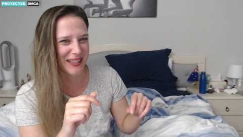 Media: bluexstacey Chaturbate 2024-09-29 14:57:00