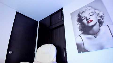 Media: carolyne_sweet Chaturbate 2024-09-29 06:18:00